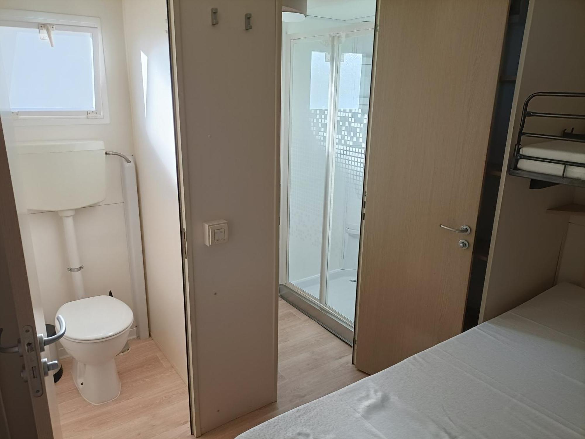 Chalet Camping River Italie Met 2 Slaapkamers Ameglia Exteriér fotografie
