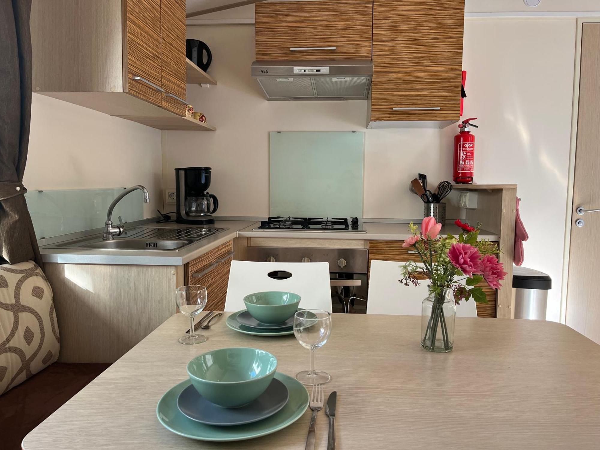 Chalet Camping River Italie Met 2 Slaapkamers Ameglia Exteriér fotografie